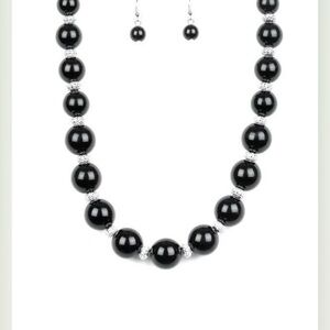 Paparazzi Black and Silver Beaded Necklace Set